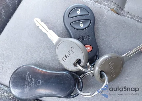 2004 Jeep Grand Cherokee Overland z USA, uszkodzony, nr VIN 1J8GW68JX4C365120